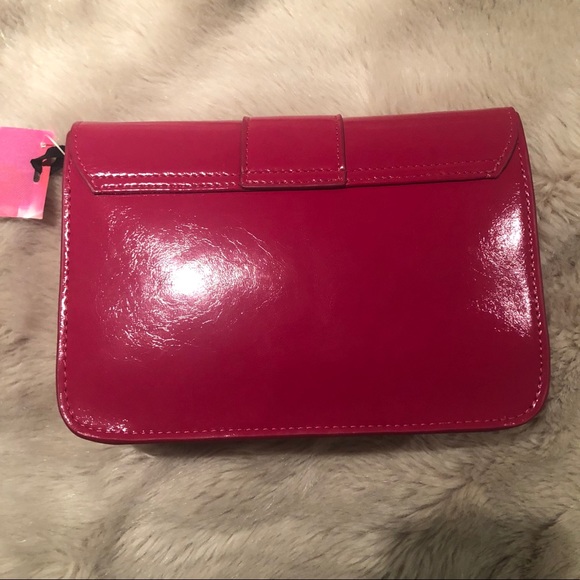 Pink Purse w/ Gold Detailing - Picture 5 of 5